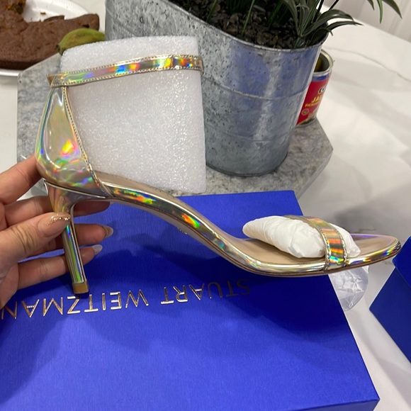 Platino Stuart Weitzman iridescent calf leather sandals4.00 in / 100 mm stilett